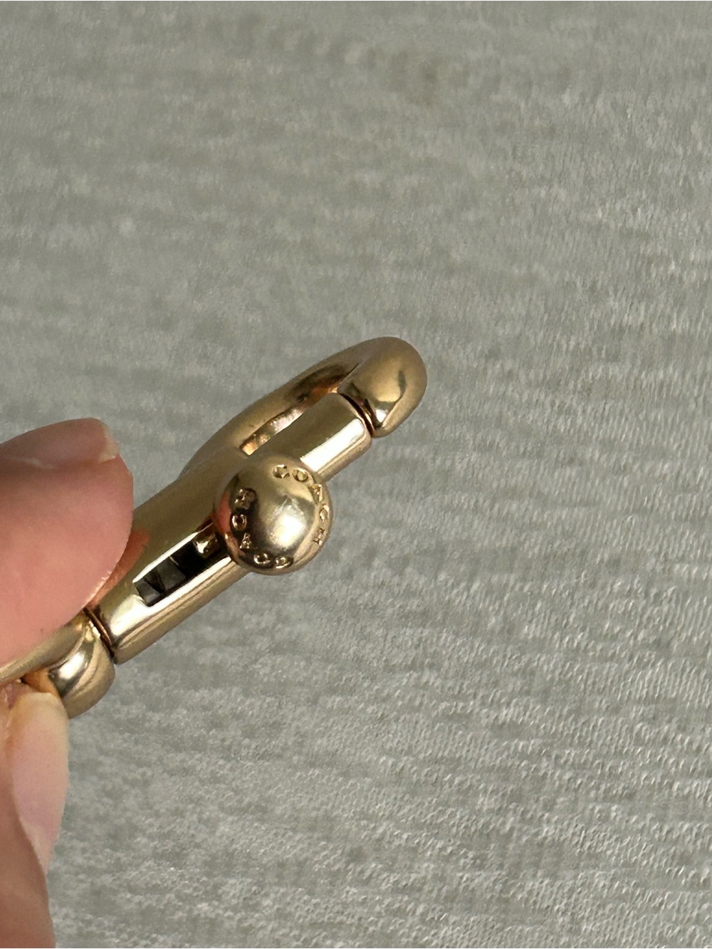 Coach Cream Strap - Picture 2 of 3